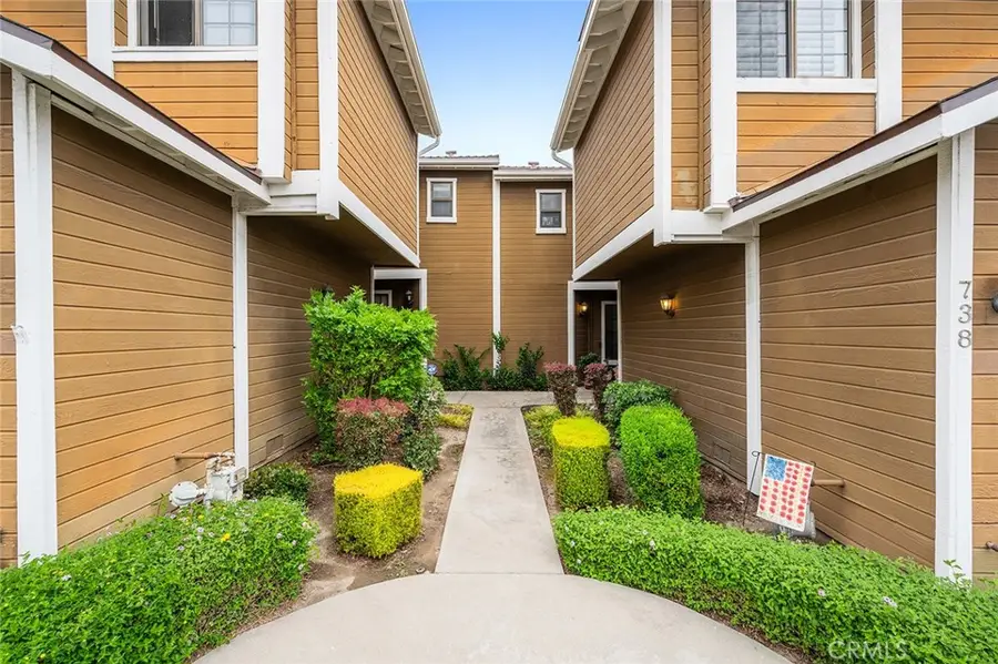 738 Lander, Claremont, CA 91711 - #3