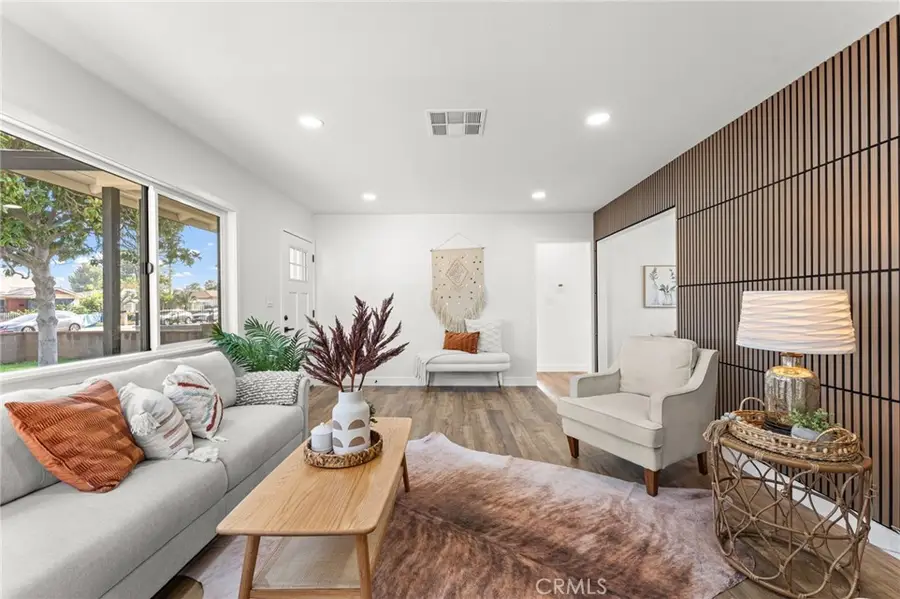845 Plaza Serena, Ontario, CA 91764 - #2