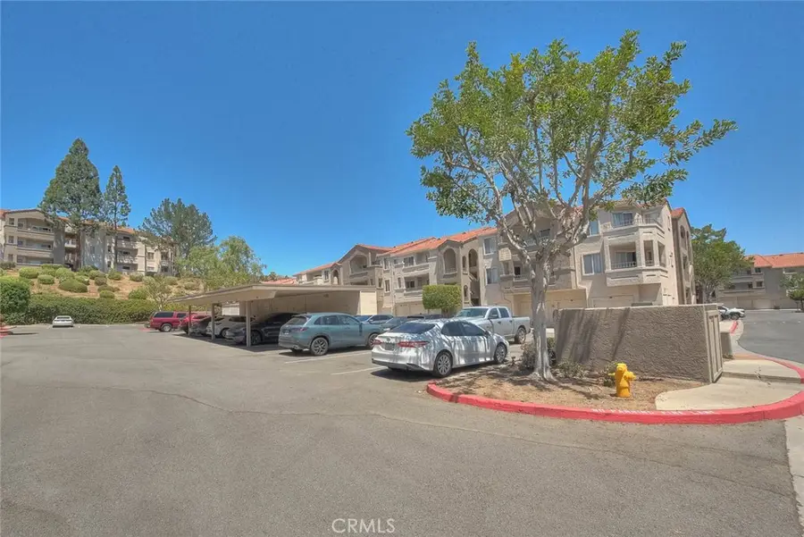 1023 Vista Del Cerro #302, Corona, CA 92879 - #2