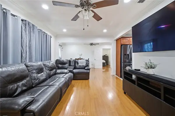 156 E 49th, Long Beach, CA 90805