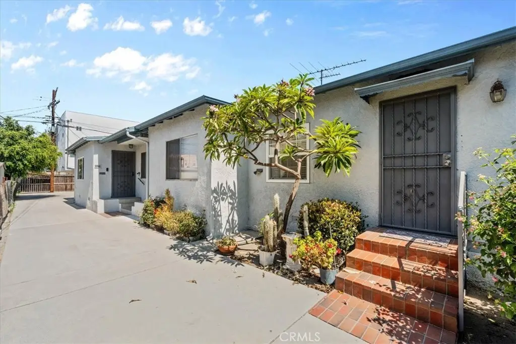 1901 Hauser Boulevard, Los Angeles, CA 90016 - #1