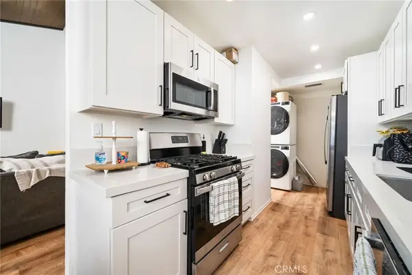1342 W 8th Street, Upland, CA 91786