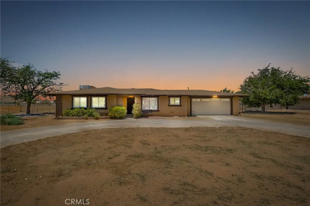 15420 Apache, Apple Valley, CA 92307 - #1