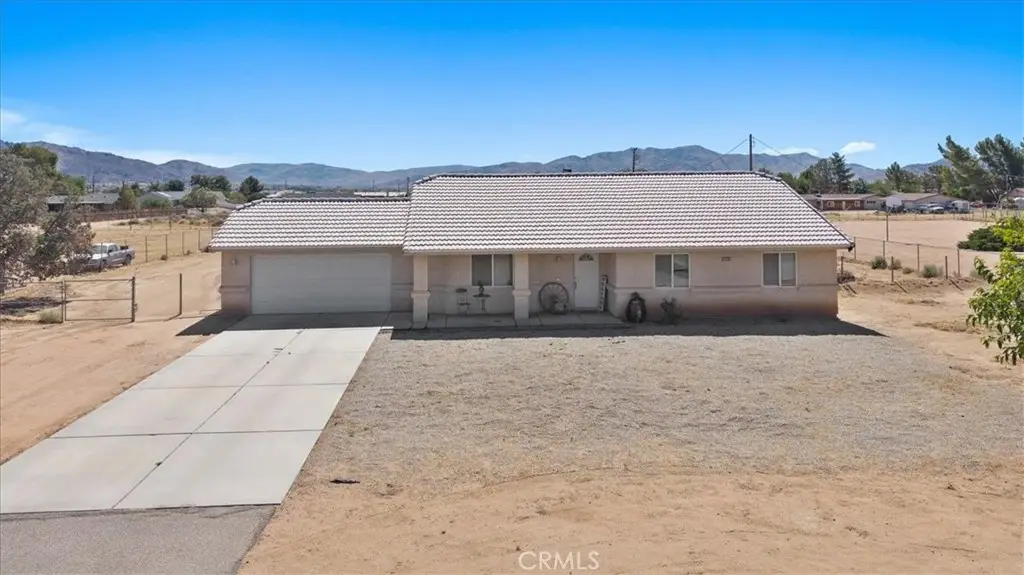 15535 Erie Road, Apple Valley, CA 92307 - #1