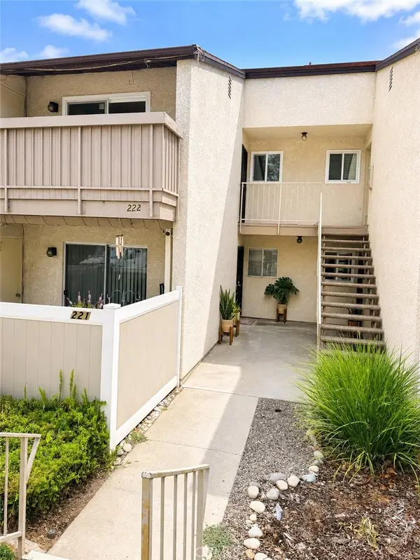 8990 19th #222, Rancho Cucamonga, CA 91701