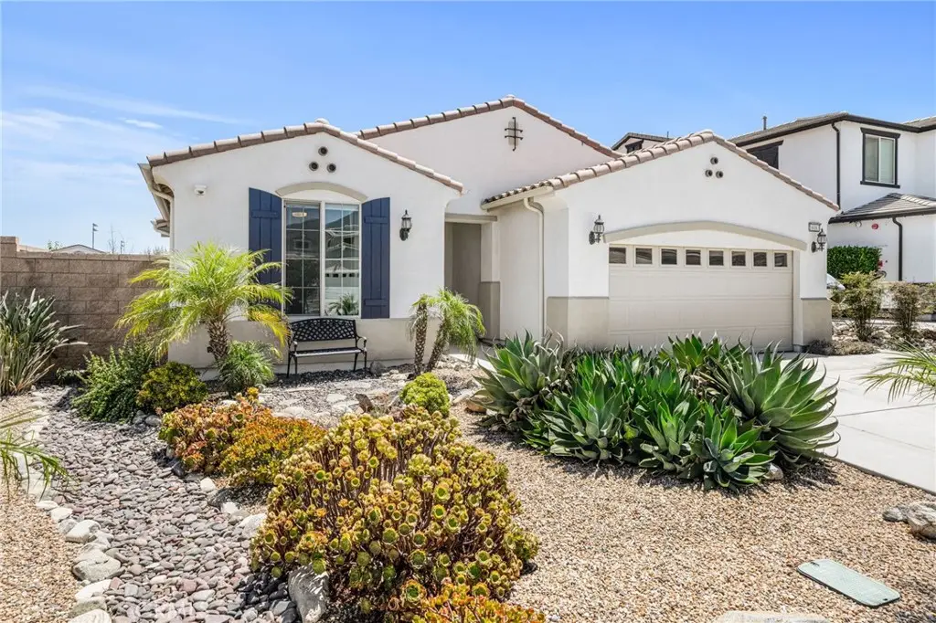 16083 Muirfield, Fontana, CA 92336 - #1