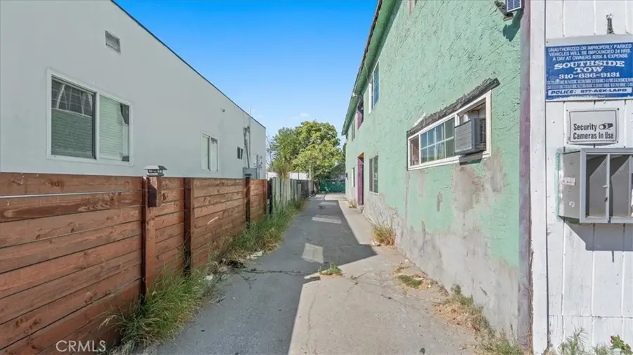 1362 E 20th Street, Los Angeles, CA 90011 - #3