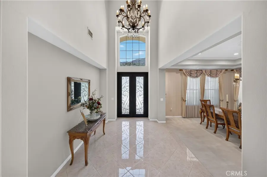 2560 Galicia, La Verne, CA 91750 - #3