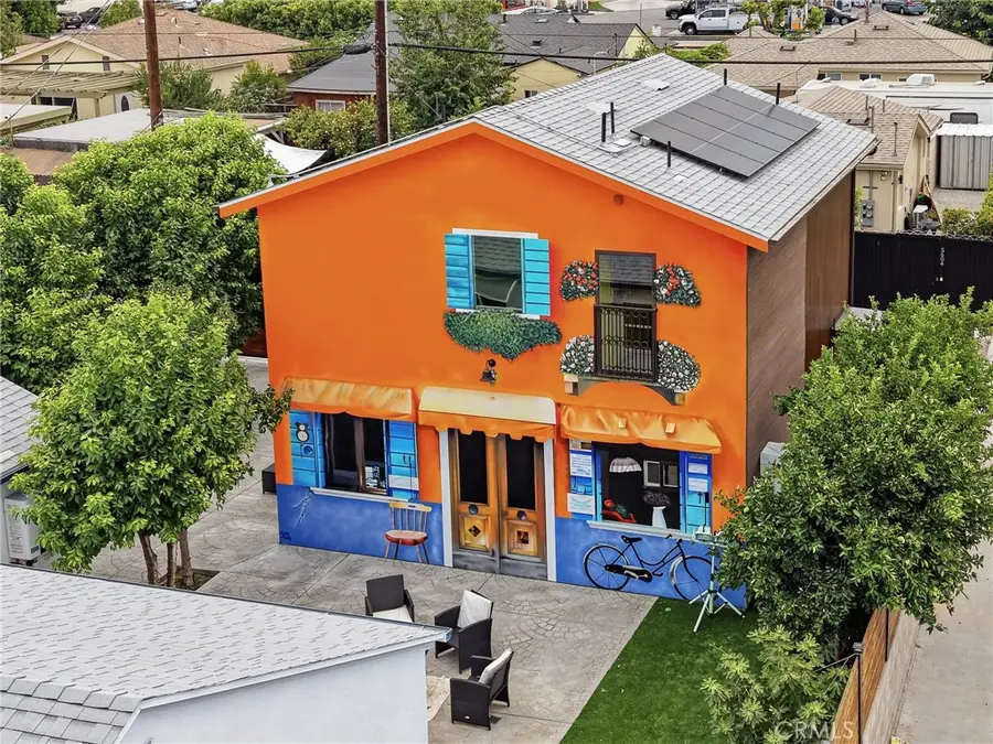 17660 Martha St, Encino, CA 91316 - #2