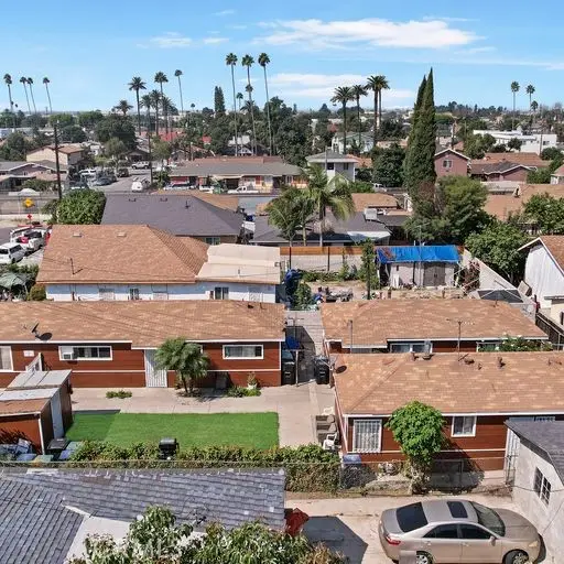 1715 E 65th Street, Los Angeles, CA 90001