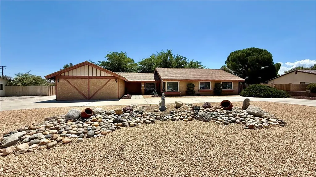 13275 Shawnee, Apple Valley, CA 92308 - #1
