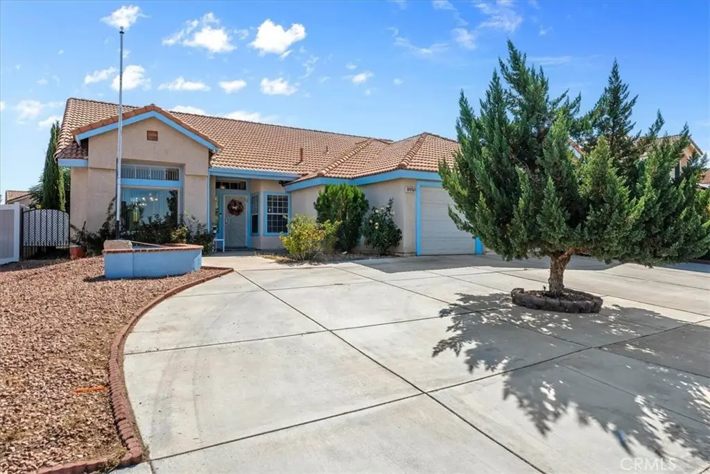 12471 Pacoima, Victorville, CA 92392 - #1