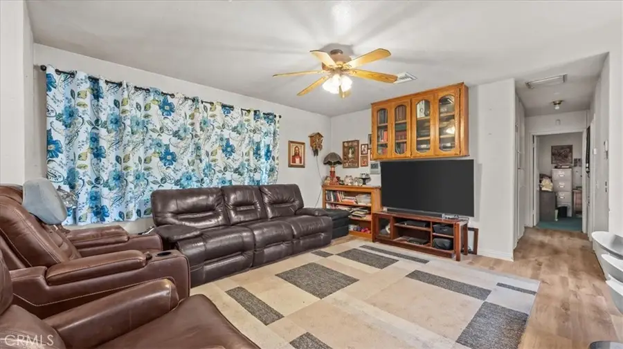 9948 Oasis, Pinon Hills, CA 92372 - #3