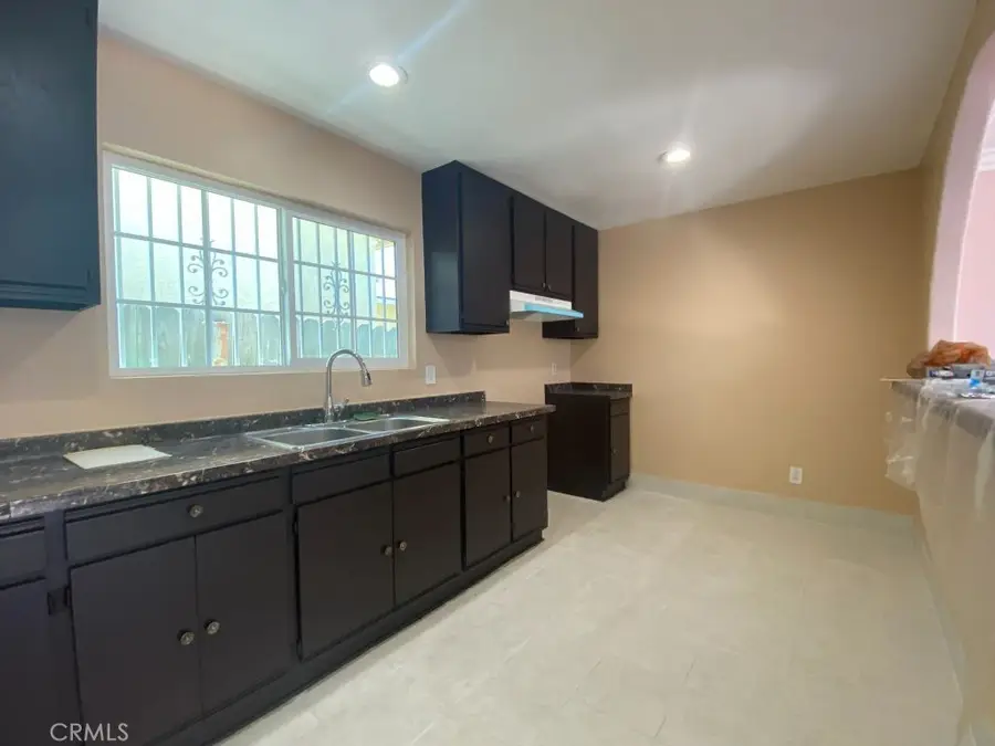 235 W 91st Street #2, Los Angeles, CA 90003 - #2