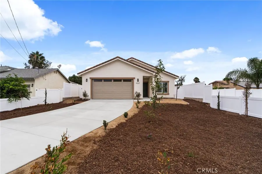 9267 Duncan Avenue, Riverside, CA 92503 - #2