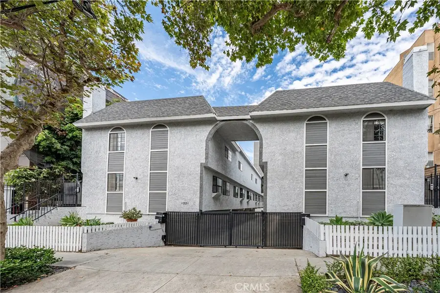 1221 N Sycamore #5, Los Angeles, CA 90038 - #2