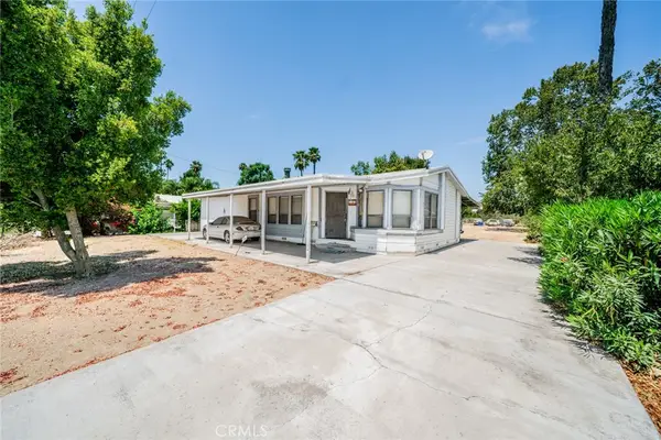 19384 El Rivino Road, Bloomington, CA 92509