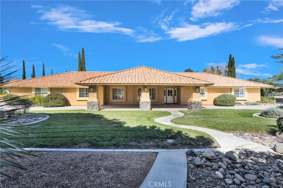 13371 Waco Lane, Apple Valley, CA 92308 - #2