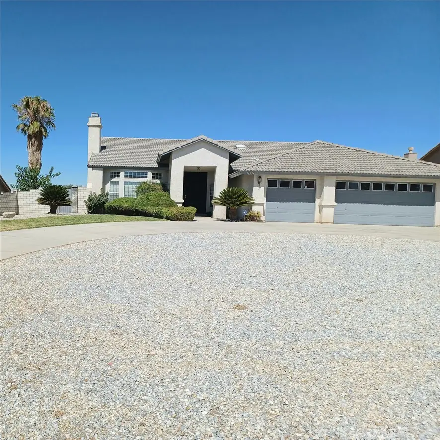 16254 Olalee, Apple Valley, CA 92307 - #2