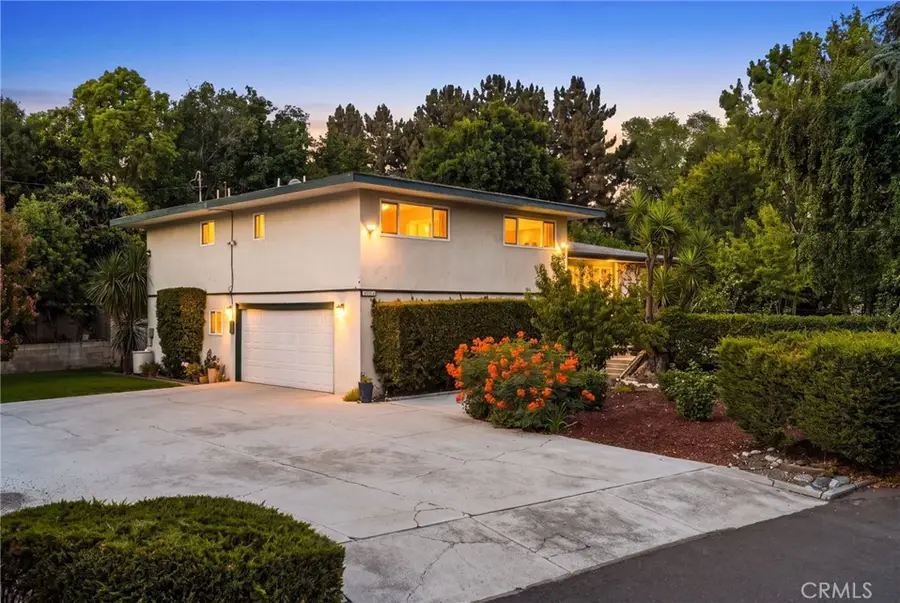 2449 Euclid Crescent E, Upland, CA 91784 - #2
