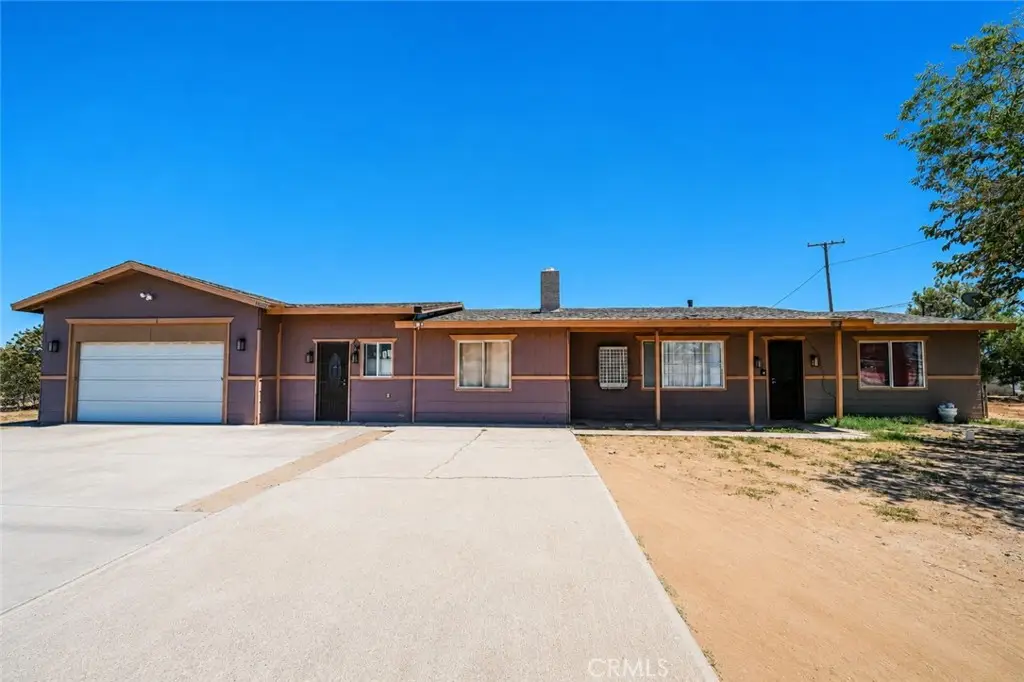 10715 3rd Avenue, Hesperia, CA 92345 - #1