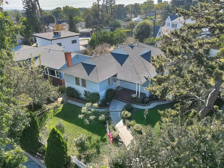 537 Jamestown, Burbank, CA 91504 - #2