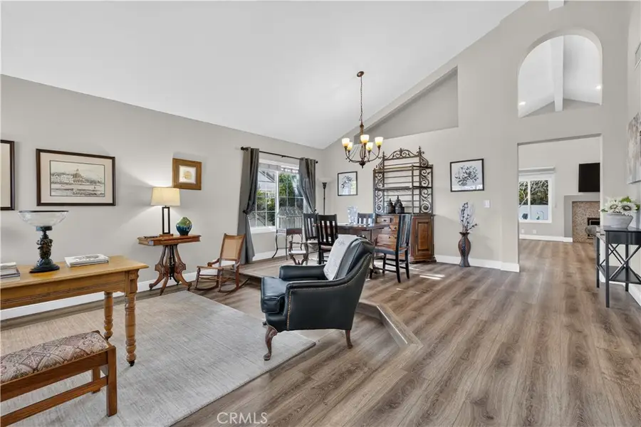 975 El Mirador, Upland, CA 91784 - #2