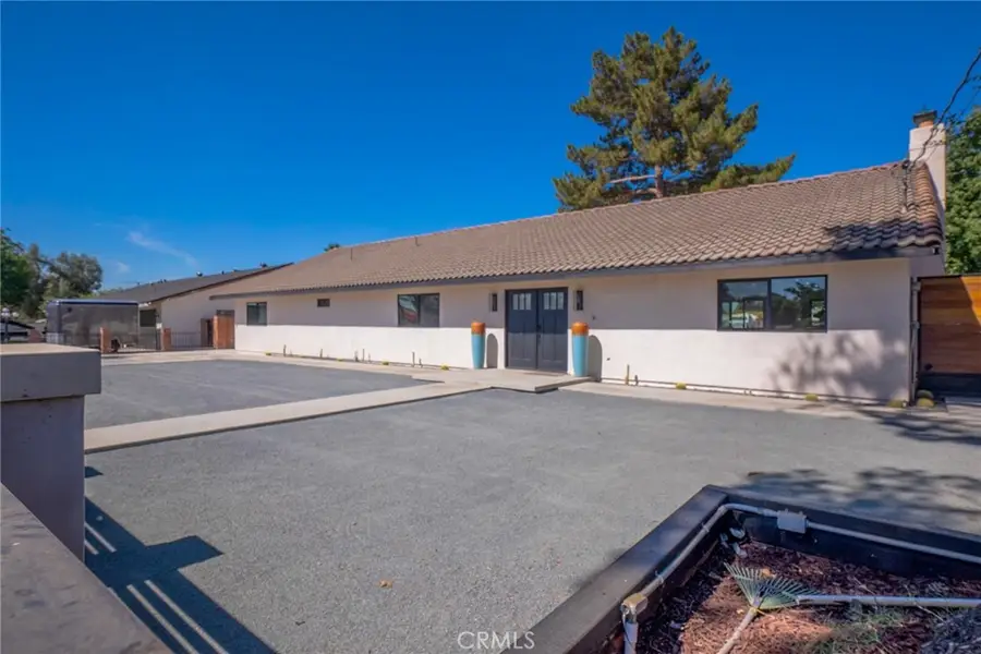 9226 Locust, Fontana, CA 92335 - #3