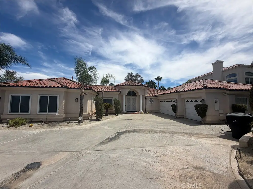 5912 Via Loma, Riverside, CA 92506 - #1