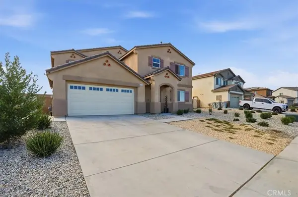 14219 Fir St, Oak Hills, CA 92344