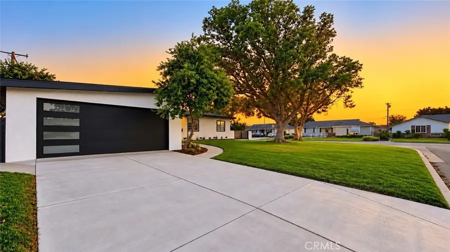 554 W Verness Street, Covina, CA 91723 - #2