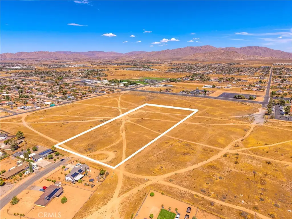 30874811 Okanagan Road, Apple Valley, CA 92308 - #1