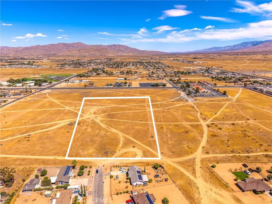 30874811 Okanagan Road, Apple Valley, CA 92308 - #2
