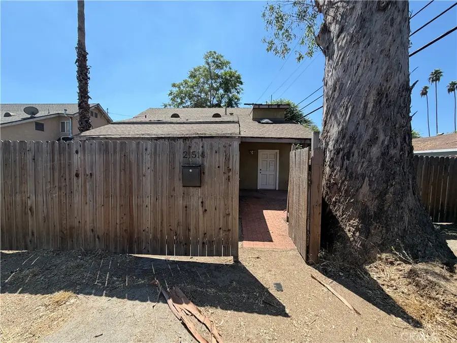 21514 Cohasset Street, Canoga Park, CA 91303 - #2