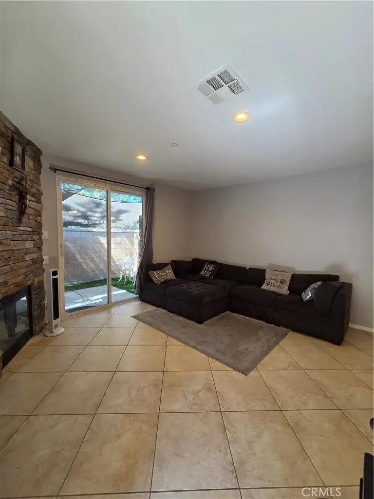 8692 9th #3, Rancho Cucamonga, CA 91730 - #3