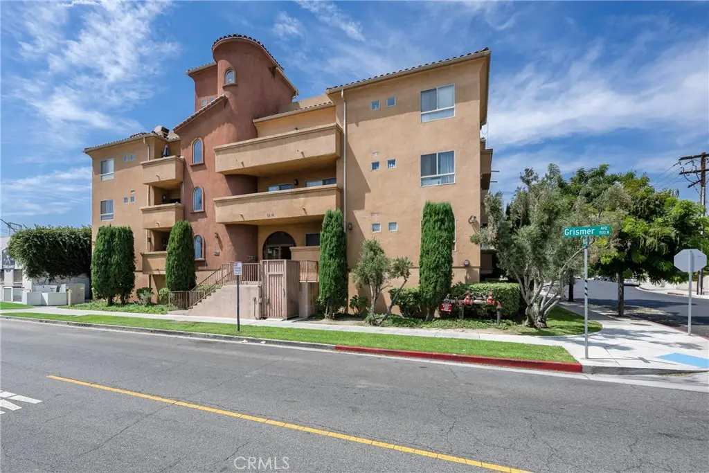 1515 Grismer #202, Burbank, CA 91504 - #1