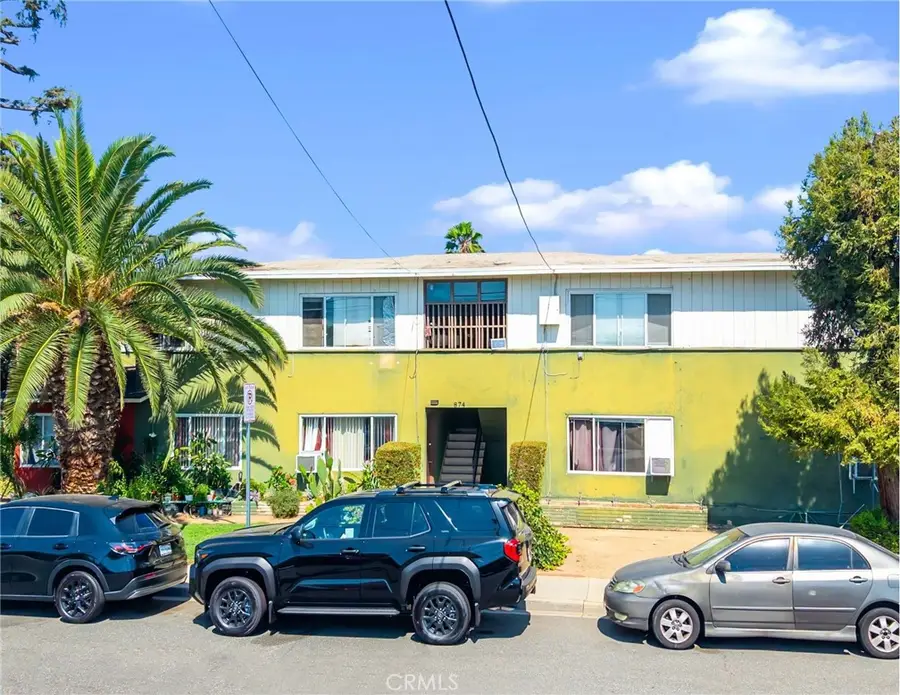 1072 W Wilson Street, Pomona, CA 91768 - #3