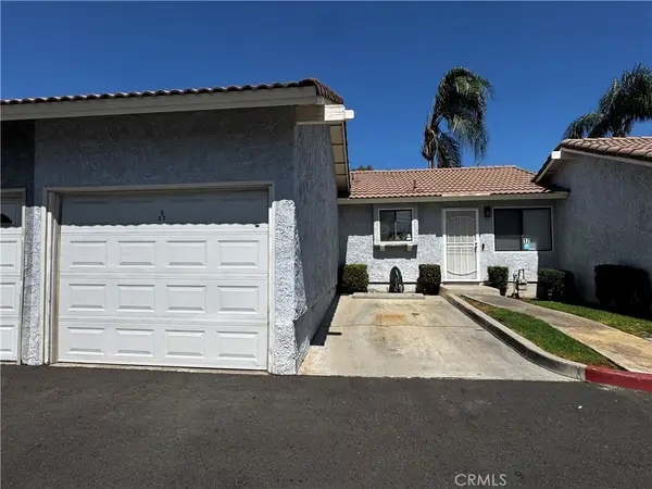 9505 Arlington #17, Riverside, CA 92503