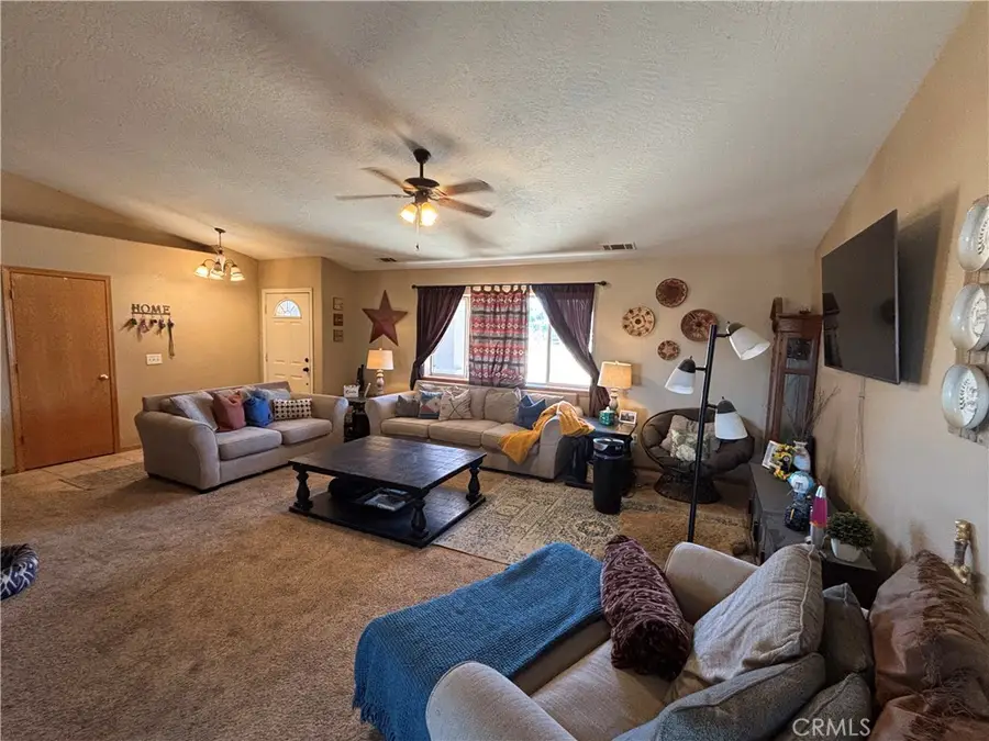 7474 Cedar Street, Phelan, CA 92371 - #3