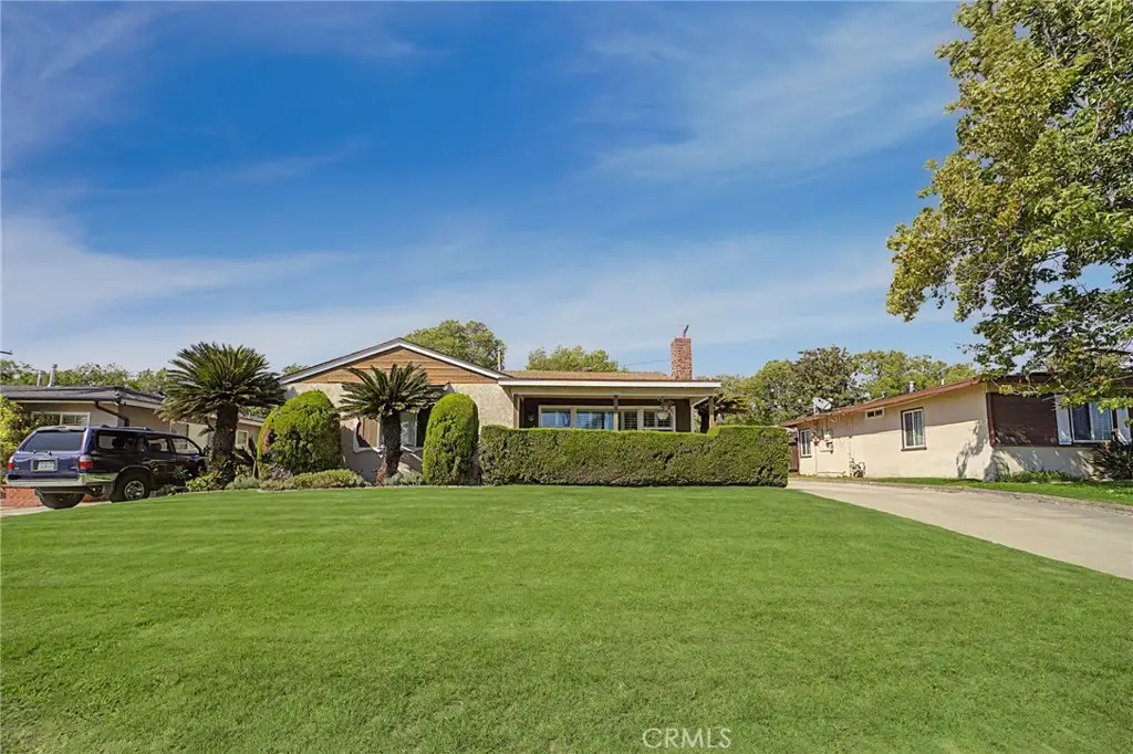 347 W Leeside, Glendora, CA 91741 - #1