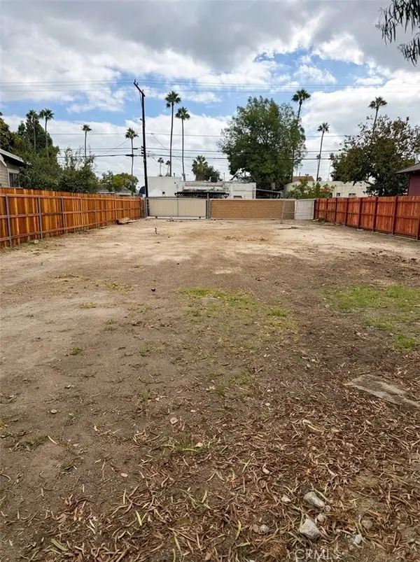 618 N Zeyn, Anaheim, CA 92805