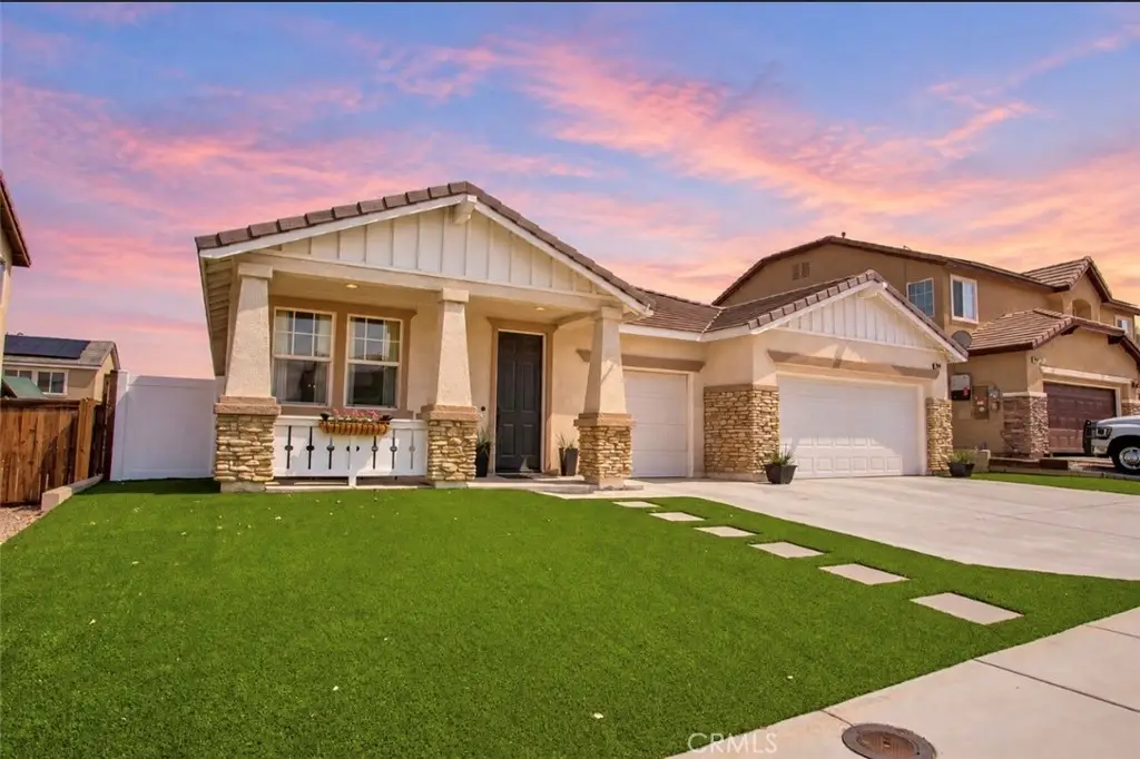 10645 Palomino Avenue, Hesperia, CA 92345 - #1