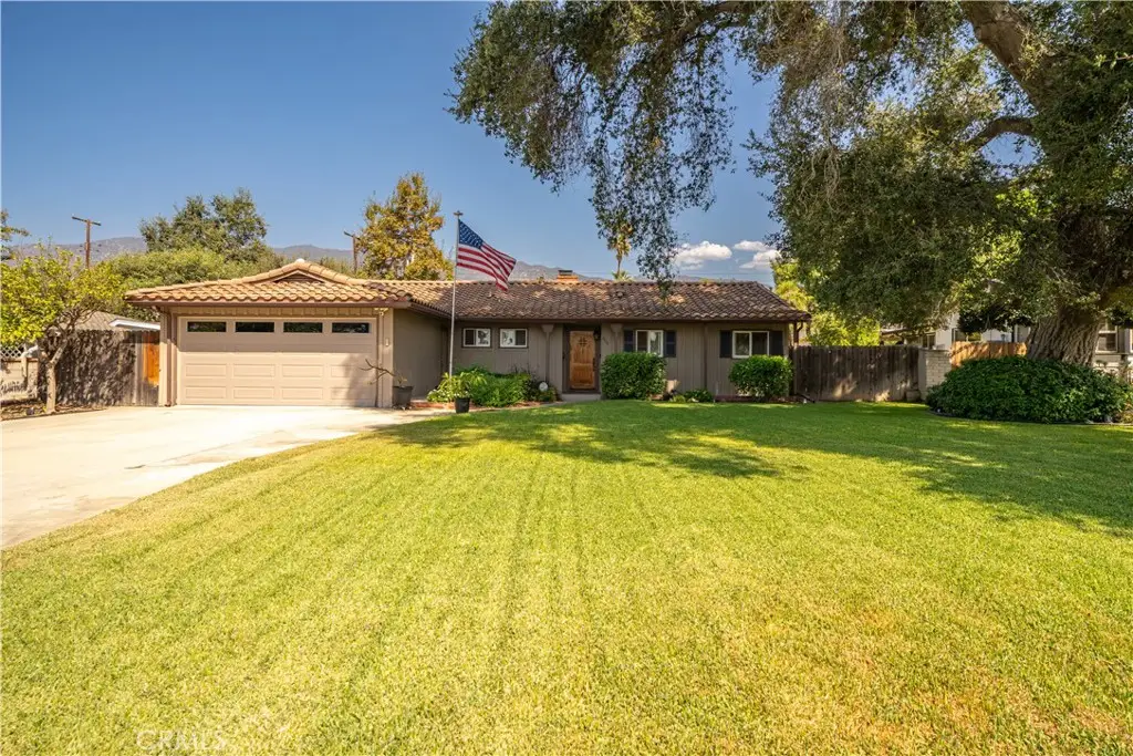 609 E Bennett Avenue, Glendora, CA 91741 - #1