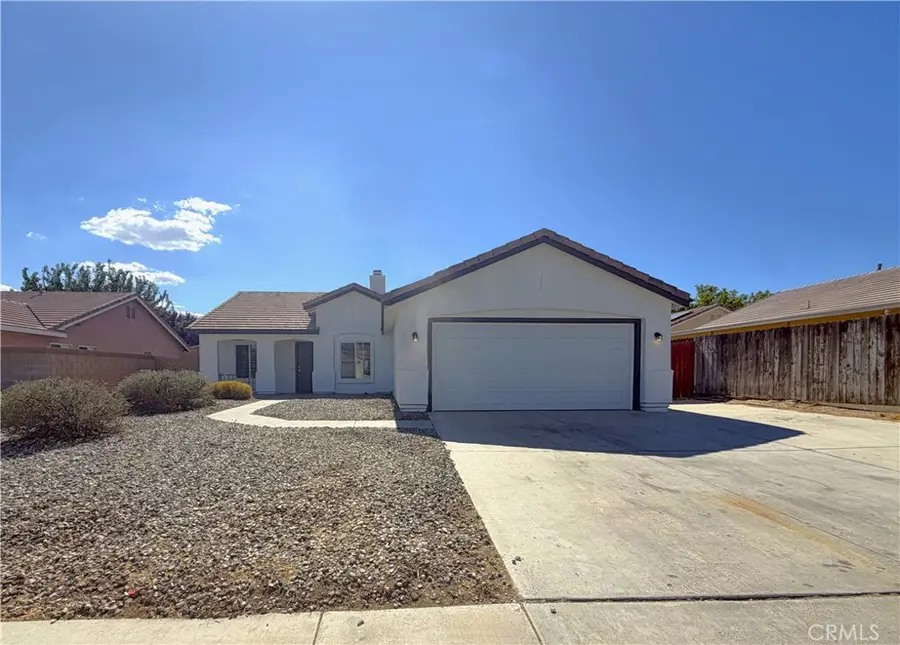6152 W Avenue J5, Lancaster, CA 93536 - #2