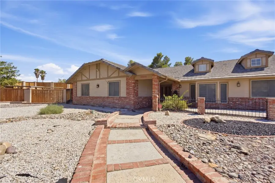 19989 Cronese, Apple Valley, CA 92308 - #3