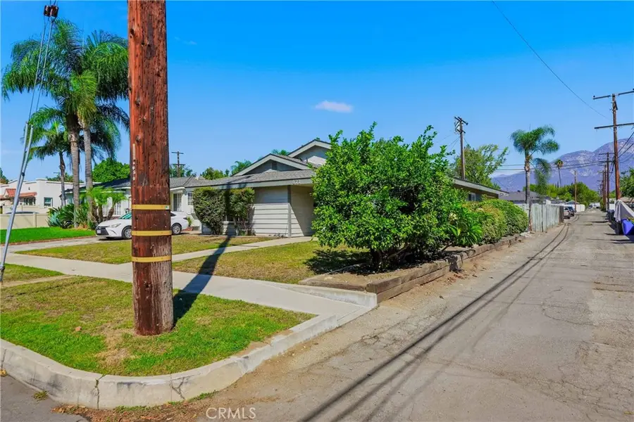 677 Highland Court, Upland, CA 91786 - #3