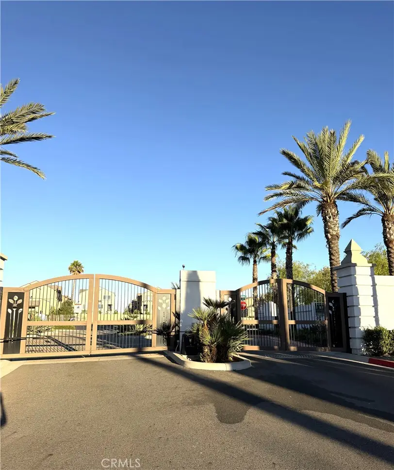 885 Pear Court, Upland, CA 91786 - #3
