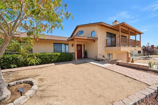 15953 Saint Timothy Road, Apple Valley, CA 92307