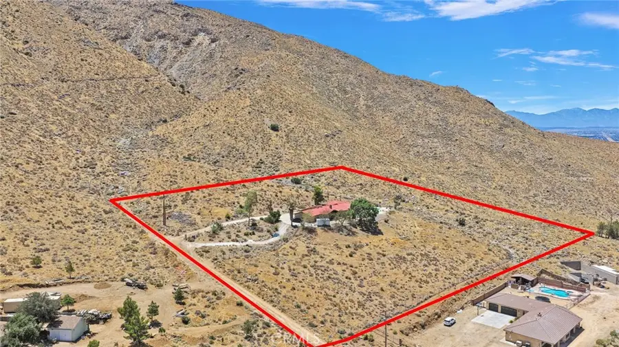 8988 Buena Vista, Apple Valley, CA 92308 - #3