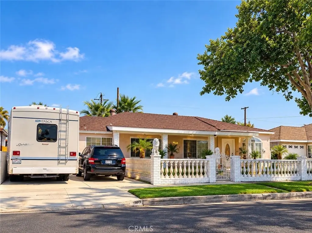 309 E 228th, Carson, CA 90745 - #1